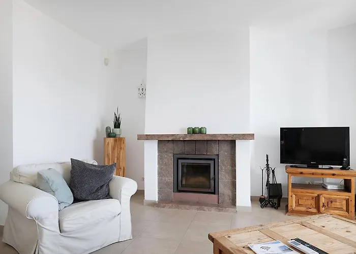Carvoeiro -Spacious 2 Bedroom Appartment With Pool - Monte Dourado